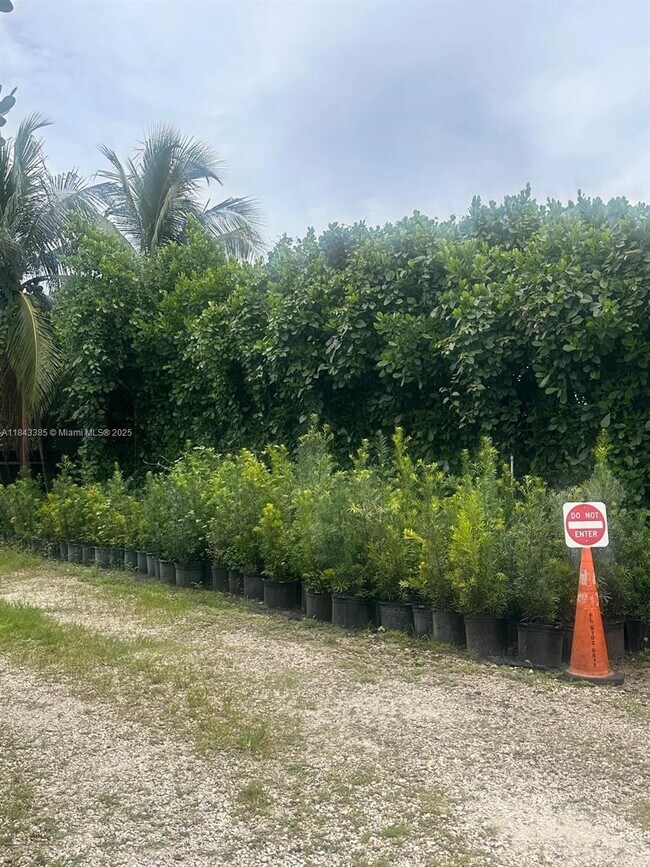 Foto del edificio - 28000 SW 157th Ave