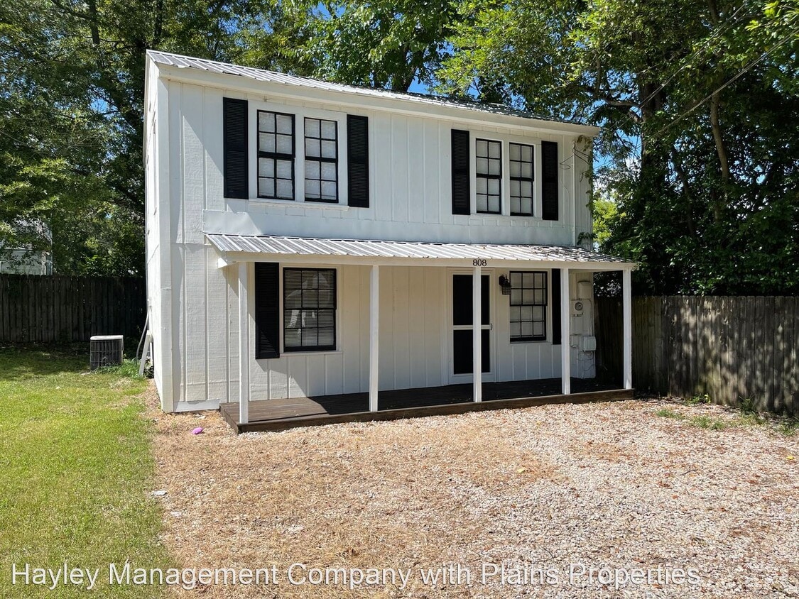 Primary Photo - 2 br, 1 bath House - Torbert Blvd- 808 B