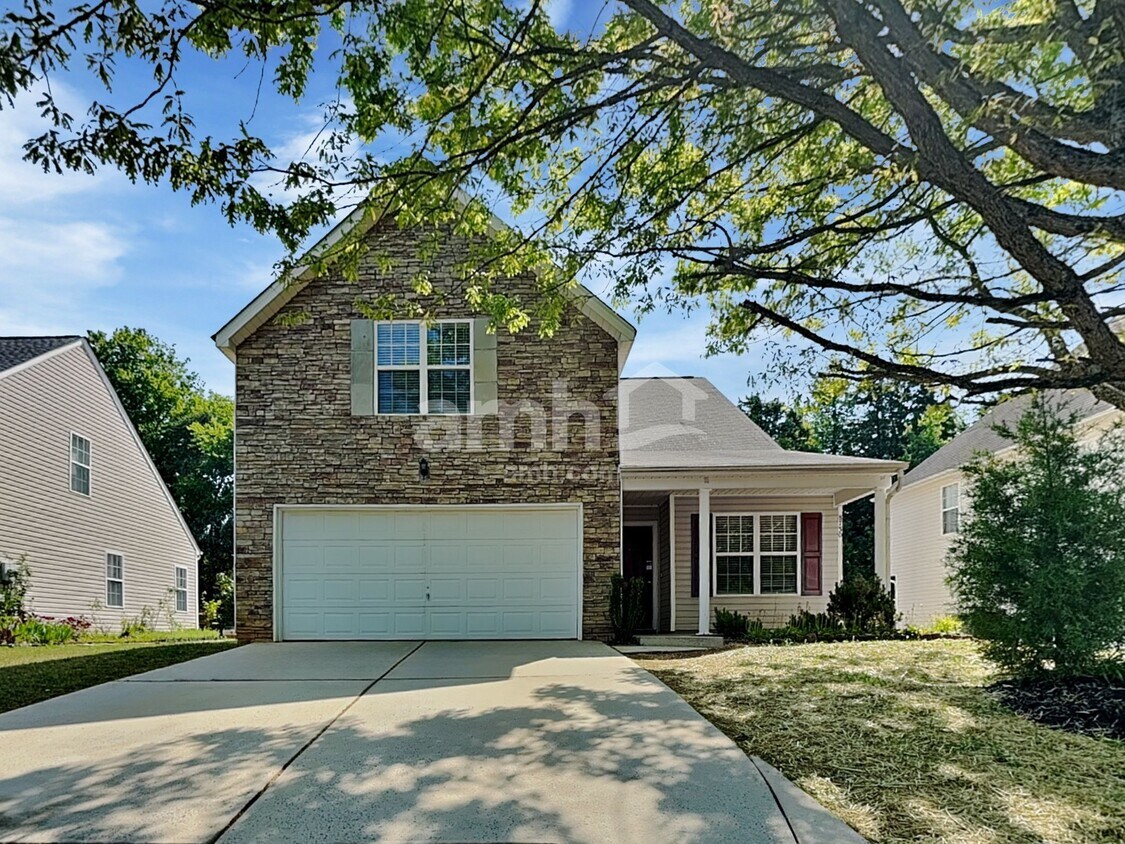 Foto principal - 8730 Royal Bluff Dr
