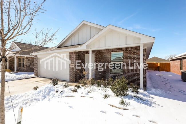 Building Photo - 3705 Los Cabos Dr