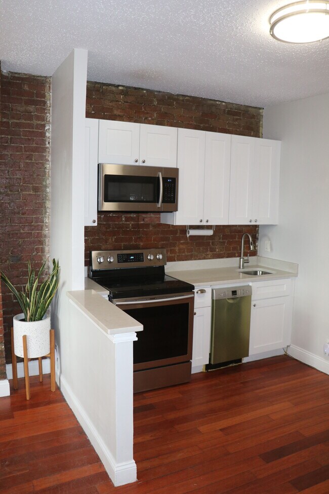Foto del edificio - 320 Warren St