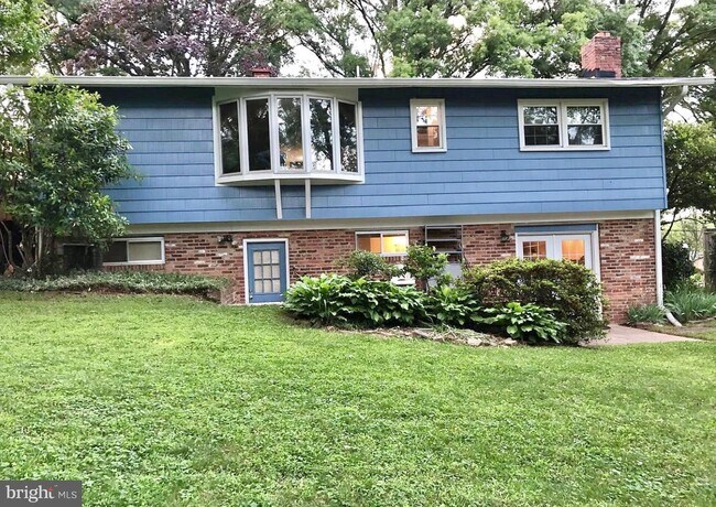 Building Photo - 11802 Enid Dr