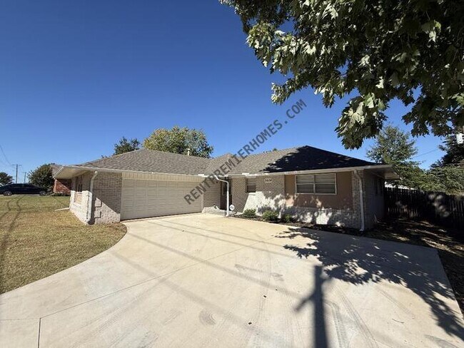 Photo - 5609 NW 58th St House