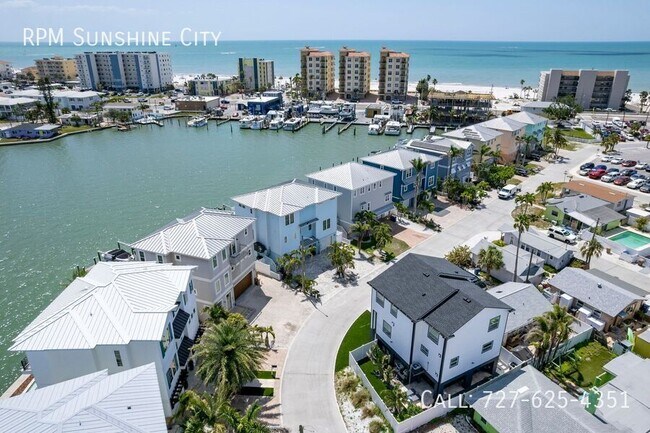 Foto del edificio - 429 137th Ave Cir