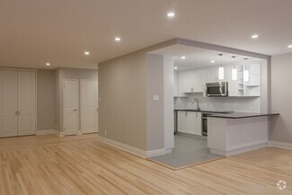 Building Photo - 3468 Rue Drummond