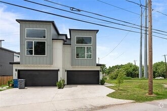 Building Photo - 5805 Riverside Dr