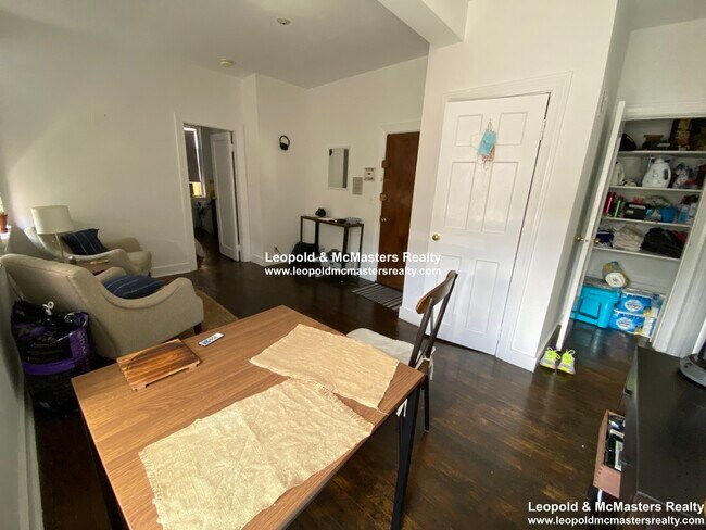 Foto del edificio - 28 Grove St