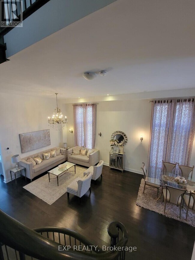 Photo du bâtiment - 46 Black Diamond Cres