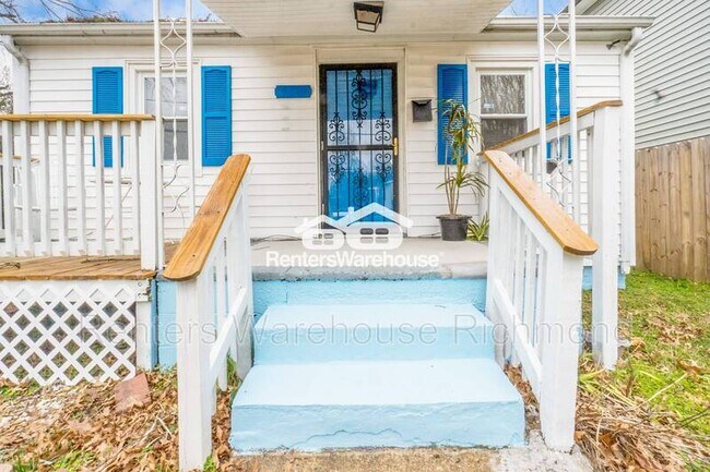 Building Photo - 450 Hazelhurst Ave