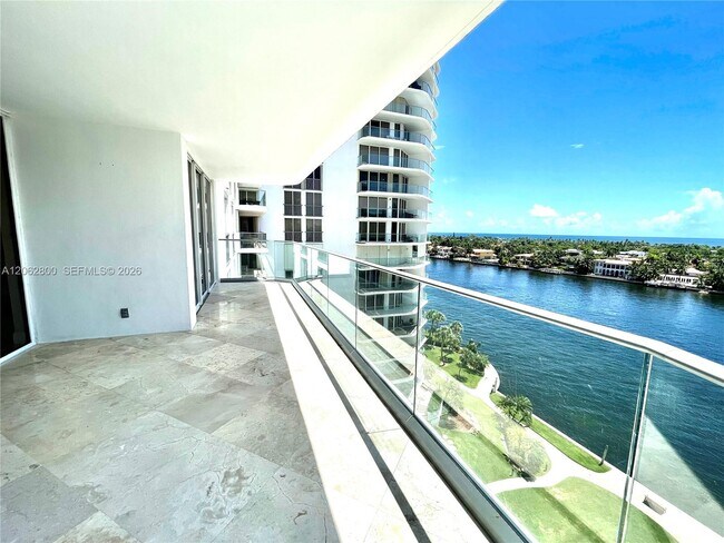 Foto del edificio - 19707 Turnberry Way