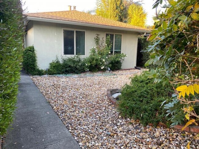 Foto del edificio - 3 bedroom in Novato CA 94949