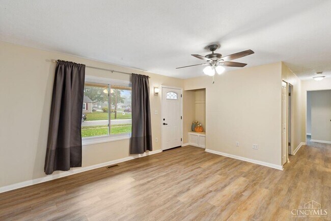 Foto del edificio - 1420 Broadview Ct