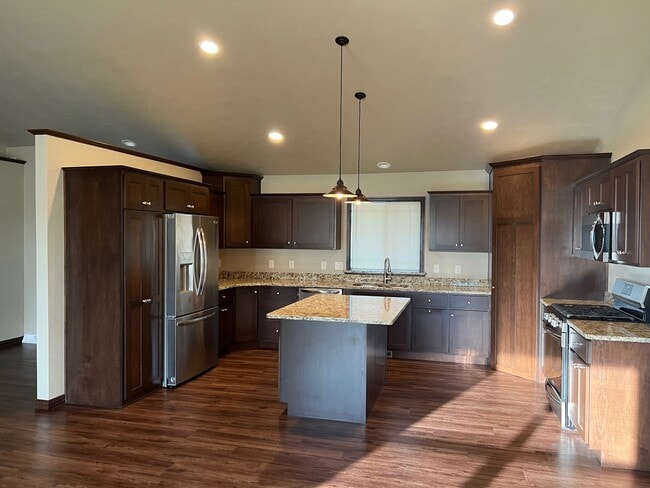 Building Photo - 6867 Melony Ct