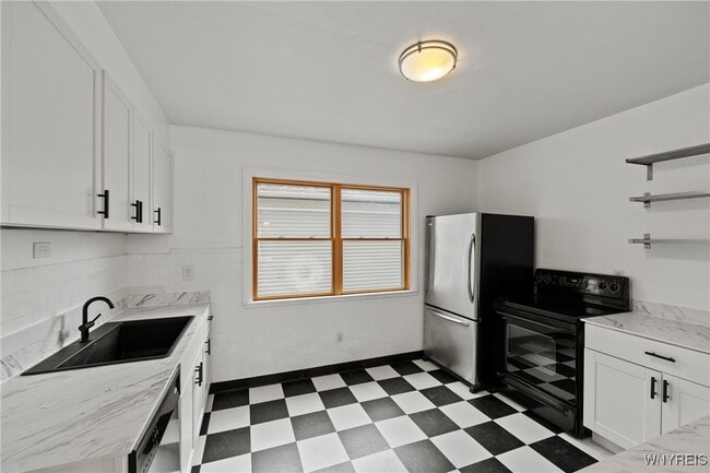 Building Photo - 414 Woodward Ave