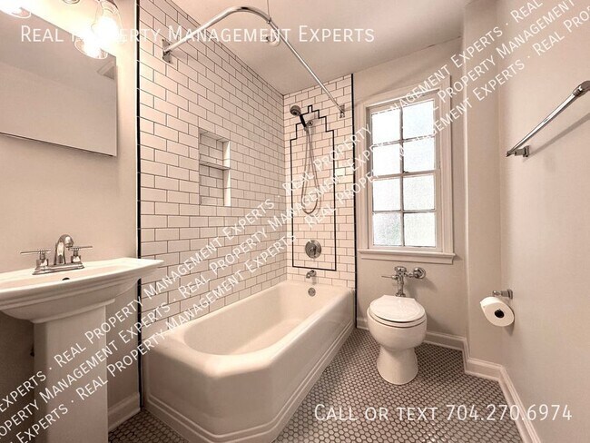 Building Photo - Ready to Move in 1 bed one bath Condo in H...
