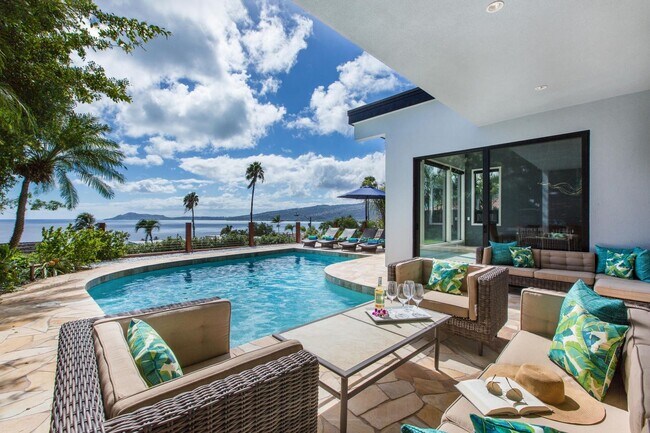 Building Photo - Luxurious & Private Modern Home w/Pool, AC & Diamond Head Views - Aloha Nalu