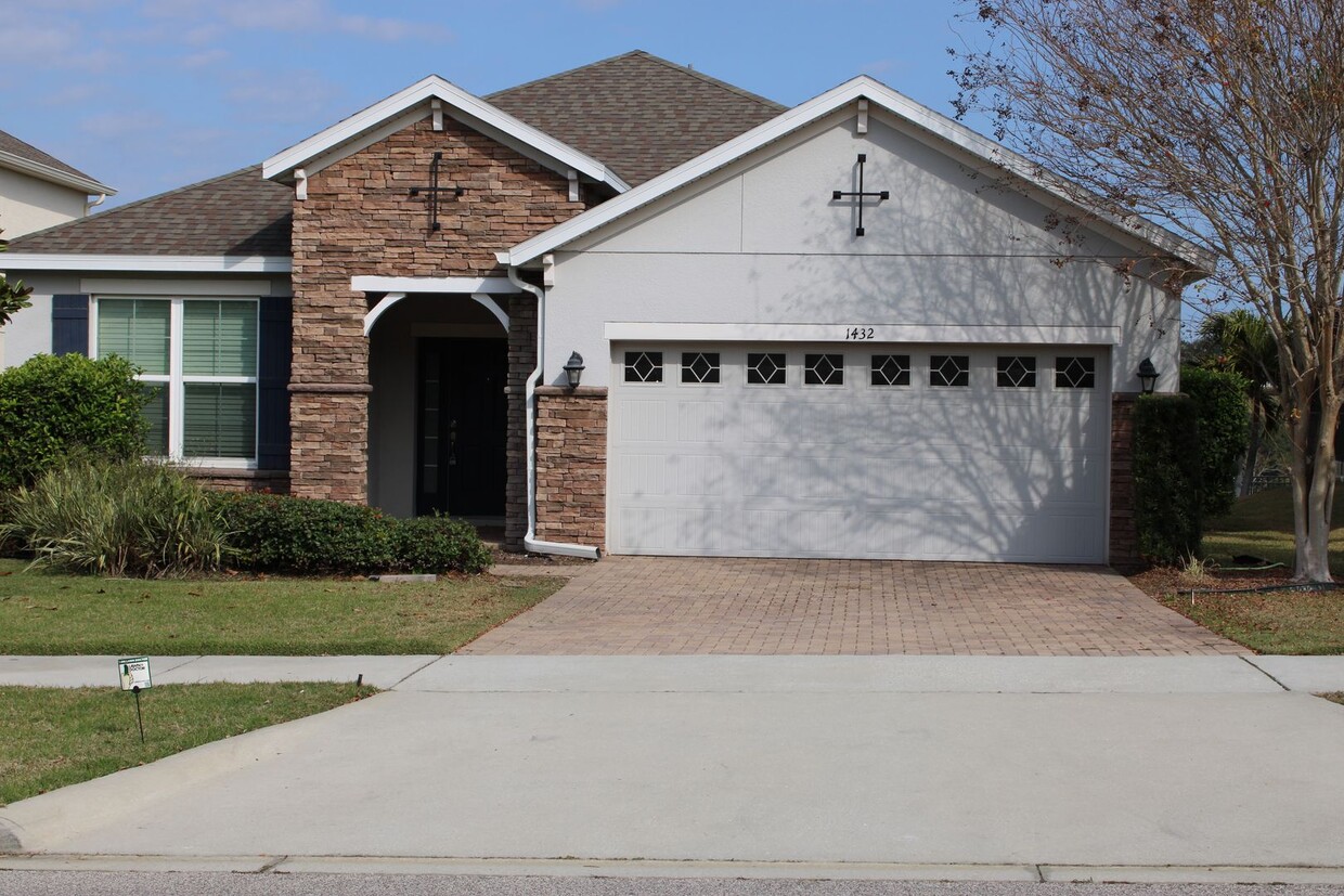 BEAUTIFUL 4 BEDROOMS, 3 BATHS, SINGLE FAM... - BEAUTIFUL 4 BEDROOMS, 3 BATHS,  SINGLE FAM...