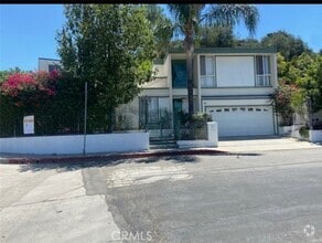 Building Photo - 17041 Escalon Dr
