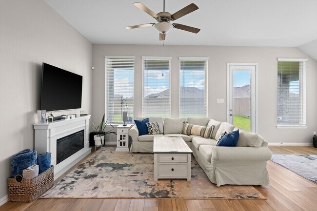 Building Photo - 14206 Hawley Vlg Wy