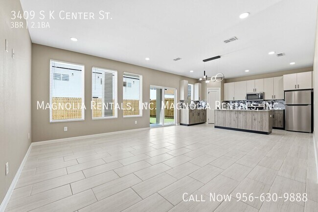 Building Photo - 3409 S K Center St