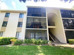 Building Photo - 3134 Lake Pine Way S