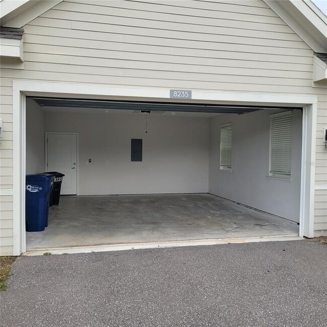 Building Photo - 8225 Astoria Cir