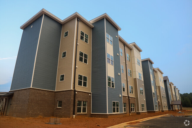 Building Photo - Flats at Statesville