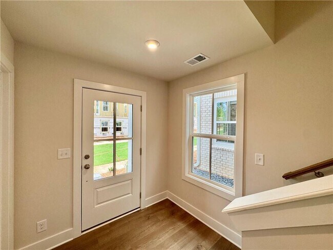 Foto del edificio - 113 Pine Cone Ln