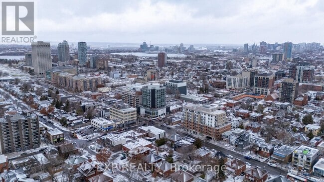 Building Photo - 1227 Wellington St. W