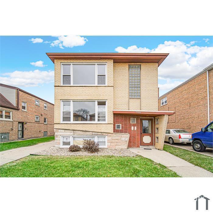 Primary Photo - 7900 S Whipple St