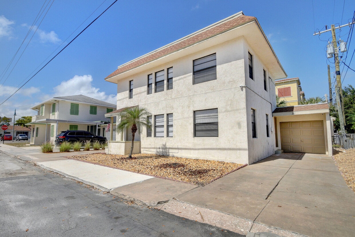 Primary Photo - 312 3rd Ave S