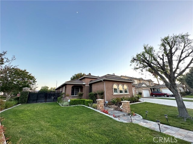Building Photo - 14589 San Remo Dr