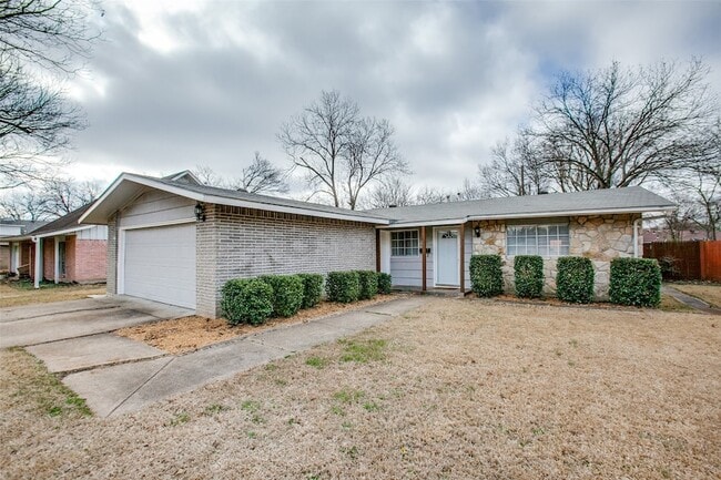 Foto del edificio - 811 Brentwood Ln