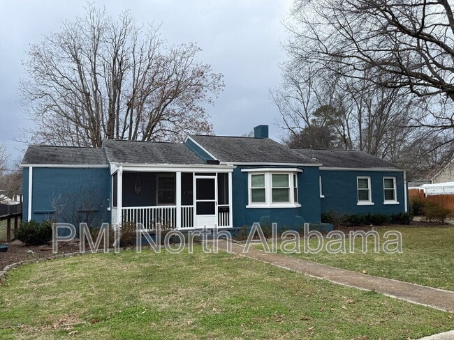 Building Photo - 2512 Pansy St SW