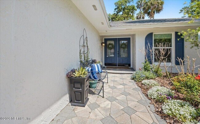 Foto del edificio - 101 Sanchez Ct