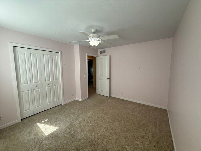 Foto del edificio - Welcome Home –  Beautiful 5 Bed/4 bath in ...