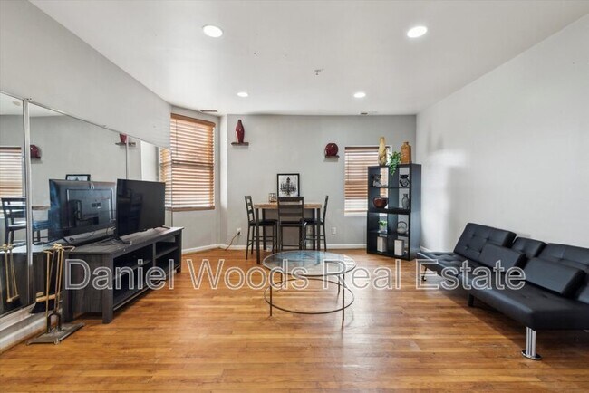 Foto del edificio - 2144 N 18th St