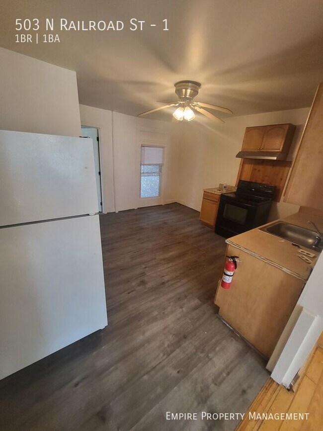 Building Photo - 1 Bedroom / 1 Bathroom in Tamaqua !