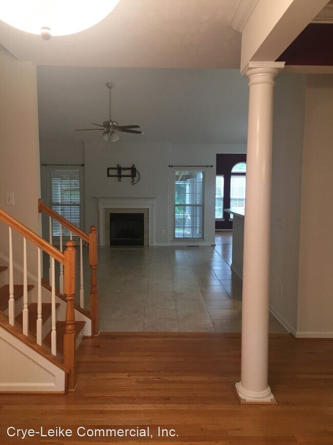 Building Photo - 3 br, 2 bath House - 6708 Autumn Oaks Drive
