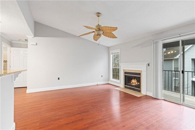 Building Photo - 640 Granville Ct