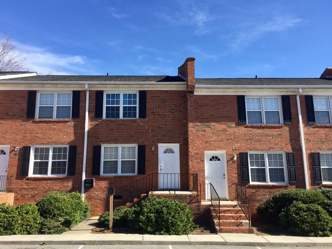 Building Photo - Nottingham Townhomes
