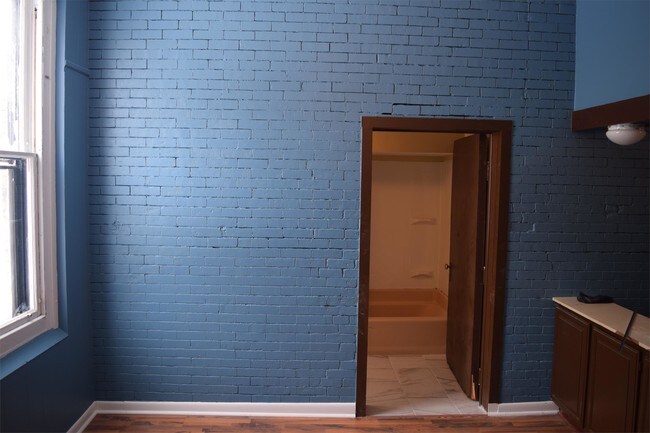 Foto del edificio - 283 W Delavan Ave