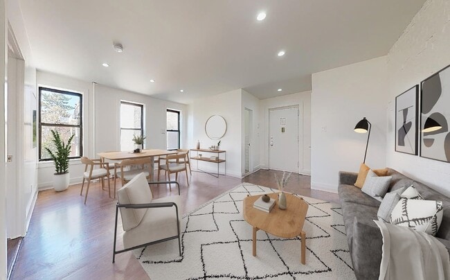 Building Photo - 44th Street