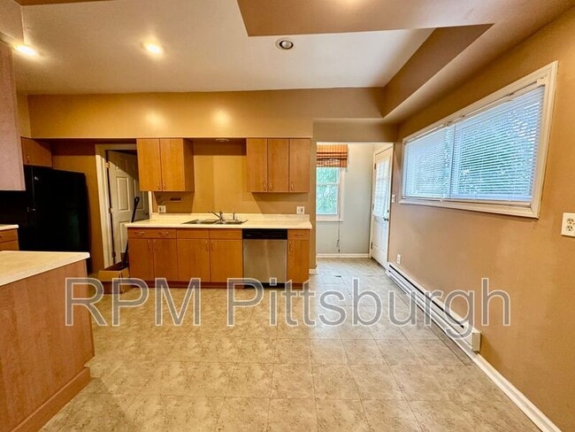 Building Photo - 2709 Josephine St