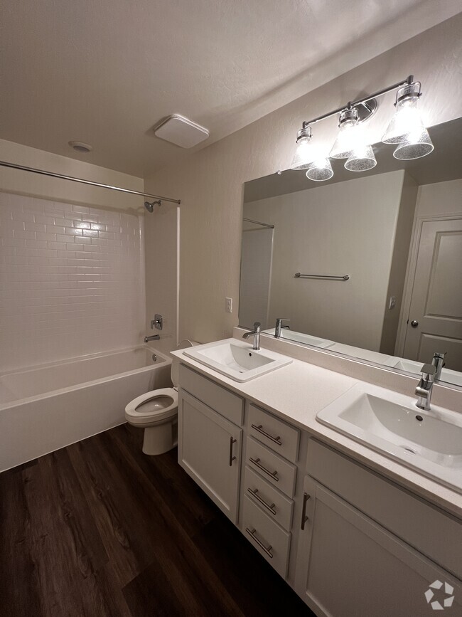1004 Brentwood Dr, Bakersfield, CA 93306 House Rental in Bakersfield
