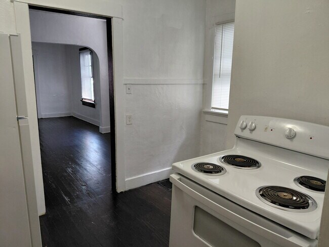 Foto del edificio - 121-123 Huron Ave