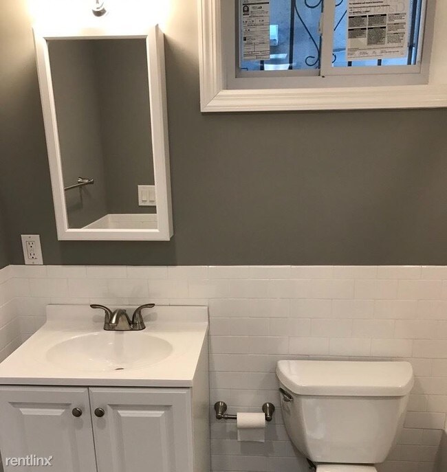 Building Photo - 2 br, 1 bath Apartment - 3260 45th St