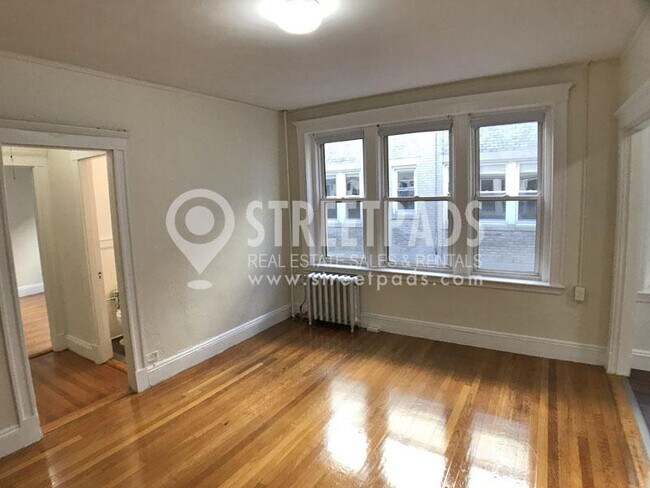 Building Photo - 1 bedroom in Boston MA 02215