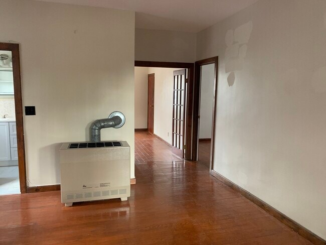 Foto del edificio - 347 Lawton St