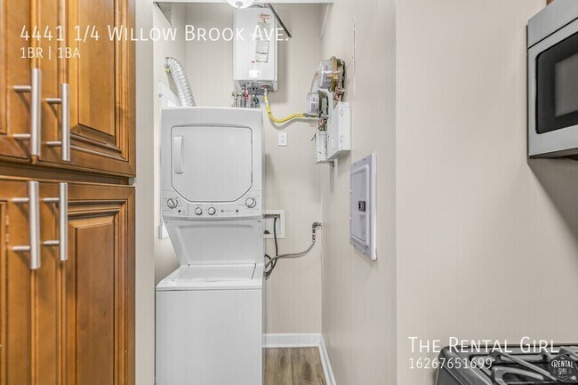 Foto del edificio - 4441 1/4 Willow Brook Ave.-